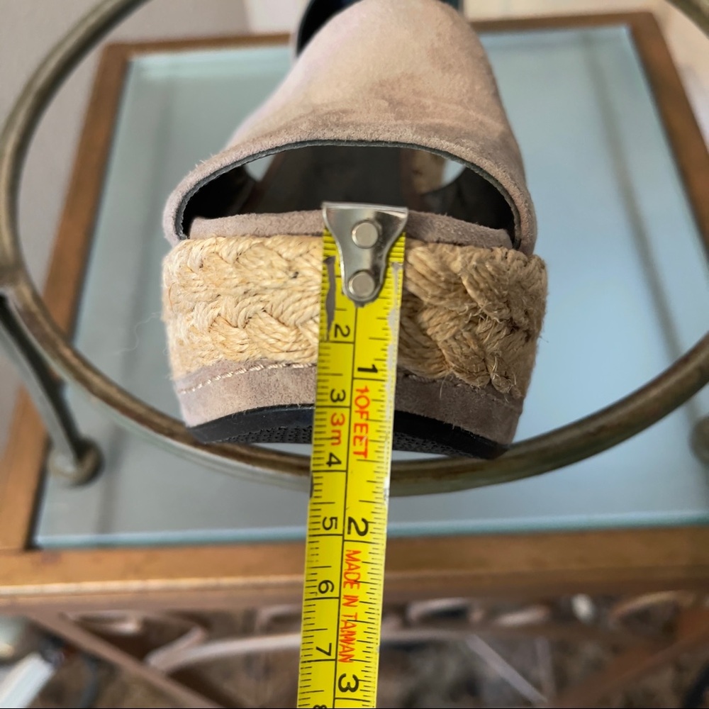 Stuart Weitzman | Taupe - Soho Jute - Picture 11 of 15